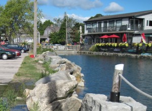      Brown Street Bridge in Wickford, North Kingstown, RI (credit: RI Sea Grant)